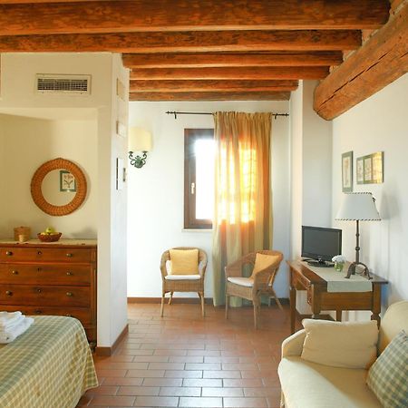 ヴィッラ・バルトロメーア Agriturismo Tenuta La Pilaヴィラ 部屋 写真